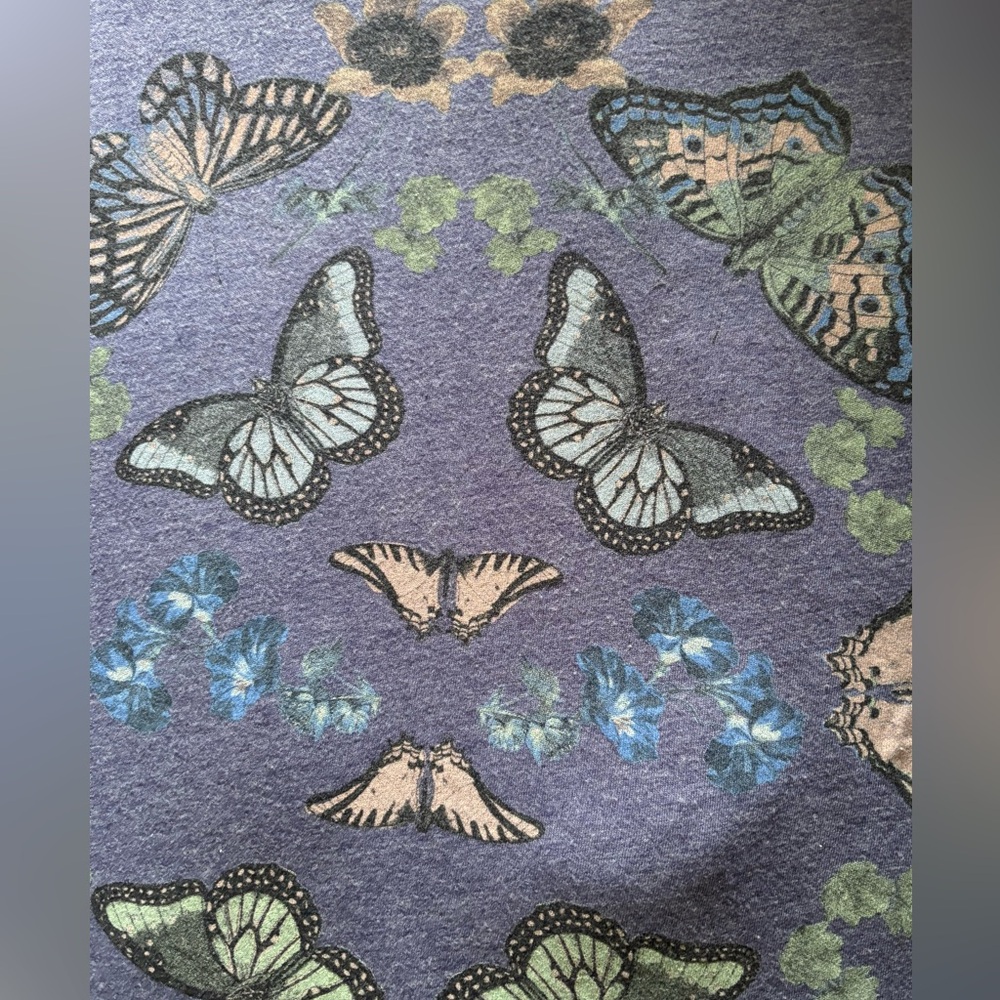 🦋 Lucky Brand Heather Blue Butterfly Short Sleeve Tee - 1X - Picture 3 of 4